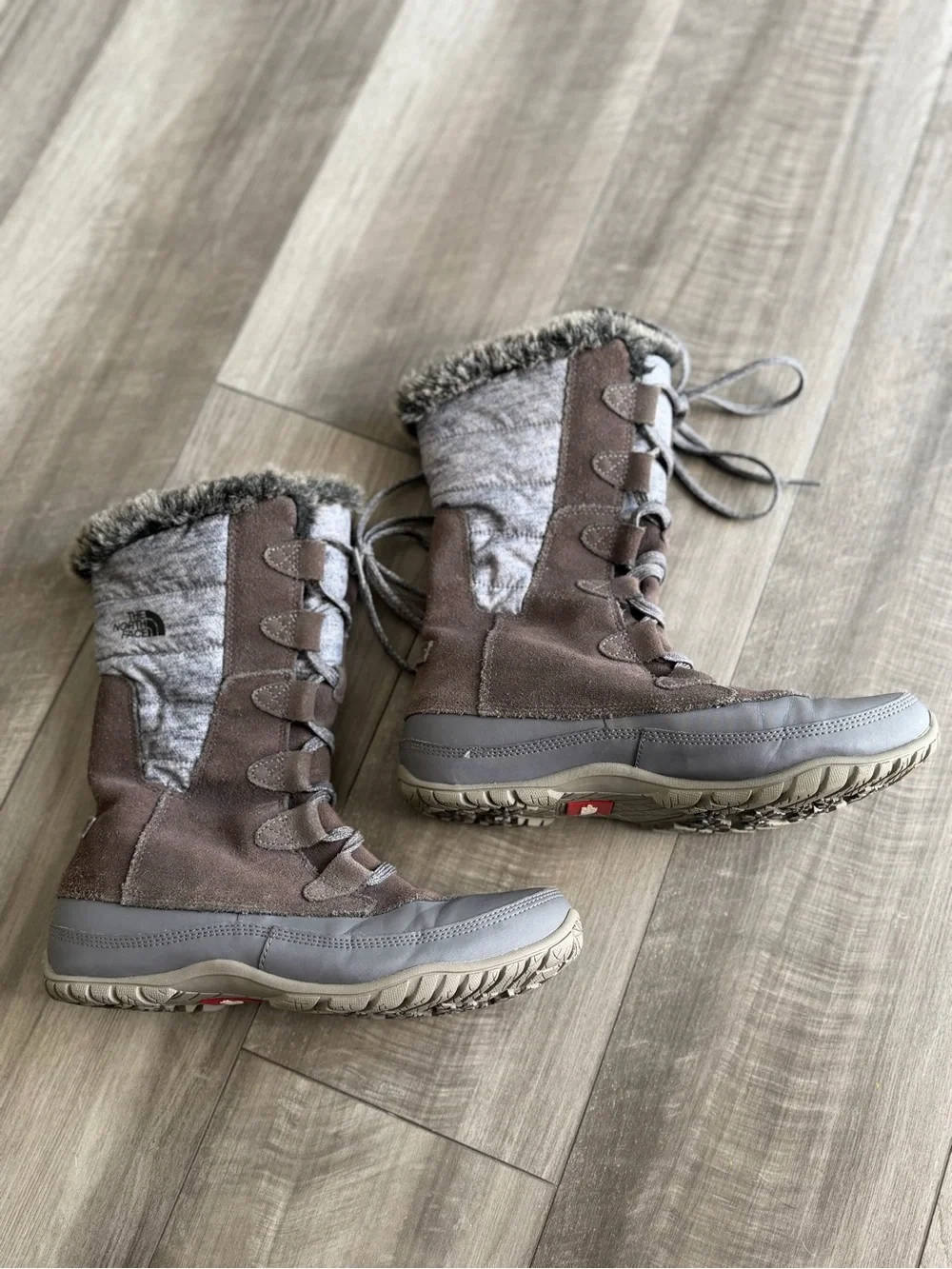 The North Face Nuptse Purna Insulated Waterproof Faux Fur Winter Boots Women’s 9